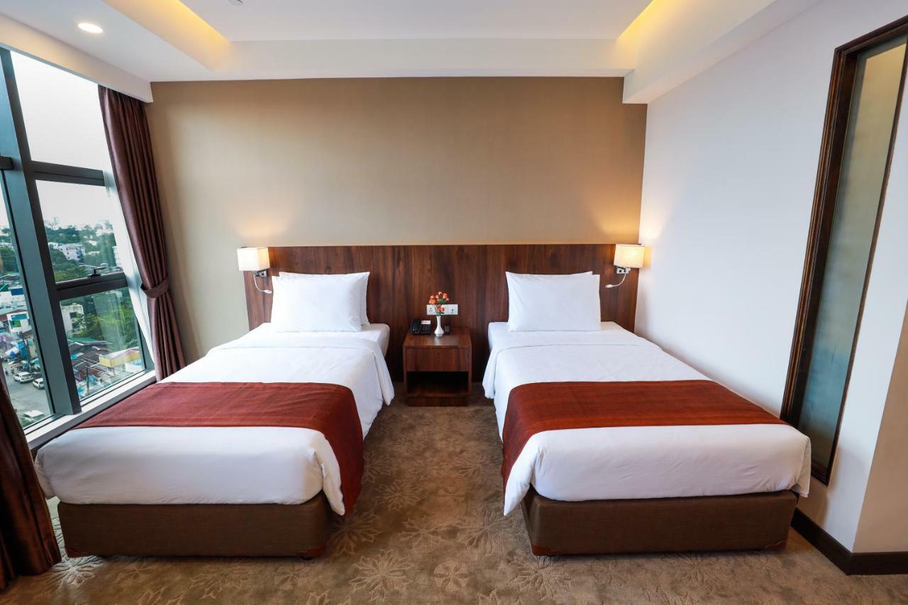 Hlaine Tet Hotel Янгон Екстер'єр фото