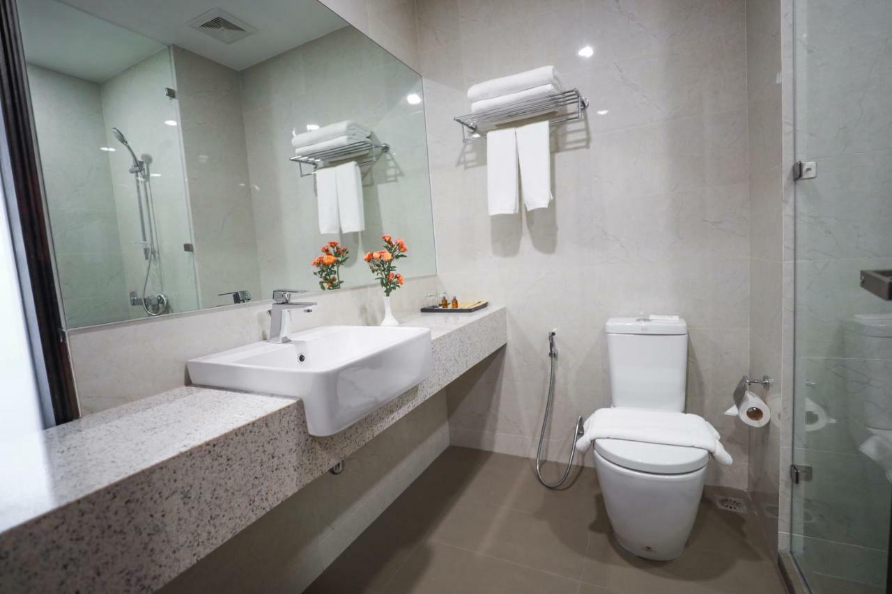 Hlaine Tet Hotel Янгон Екстер'єр фото